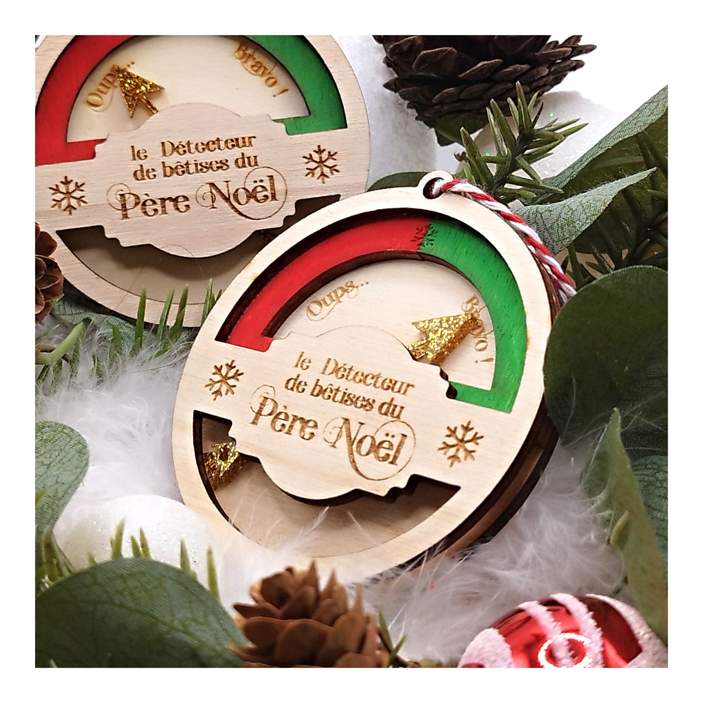 Boule de Noël détection de bêtise du Père Noël