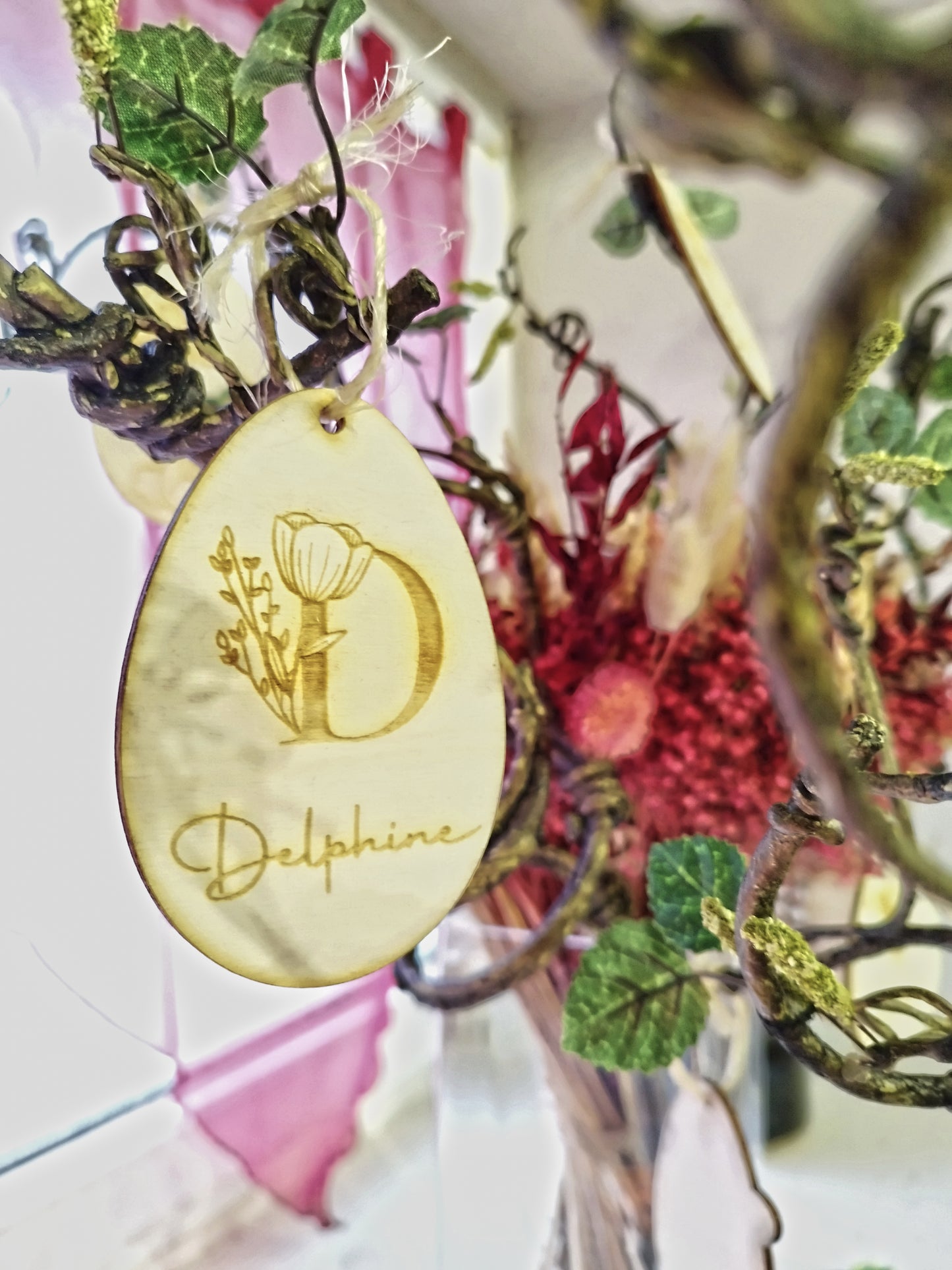 Oeuf de pâques initiale florale