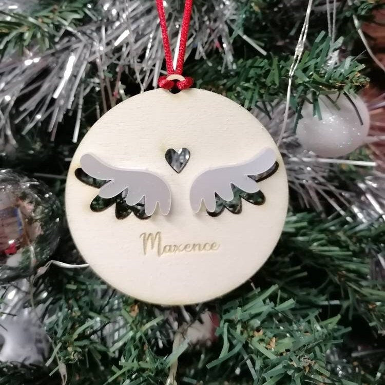 Boule de Noël en bois et plexi nacré