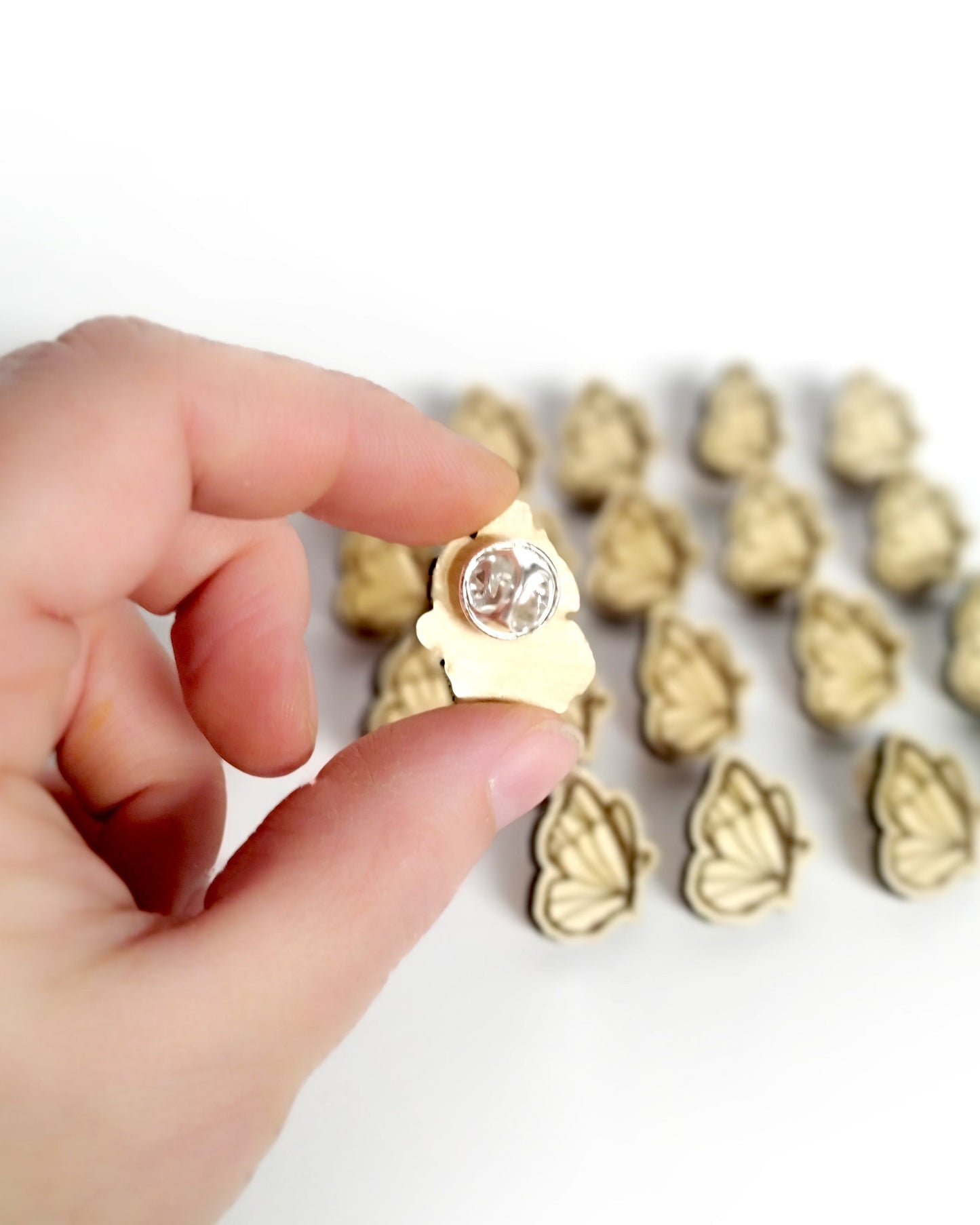 Pin's en bois à personnaliser