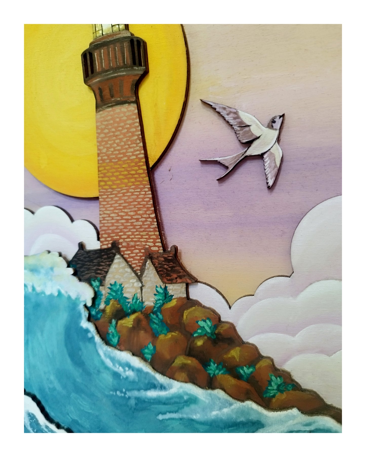 Tableau en bois – Phare et hirondelles roses – Lever de soleil