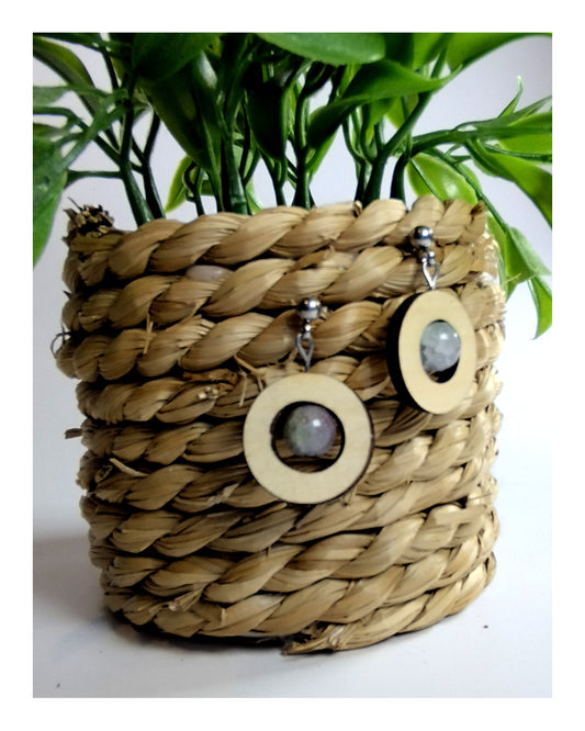 Boucle d'oreille - ronde en érable & perles grises lilas