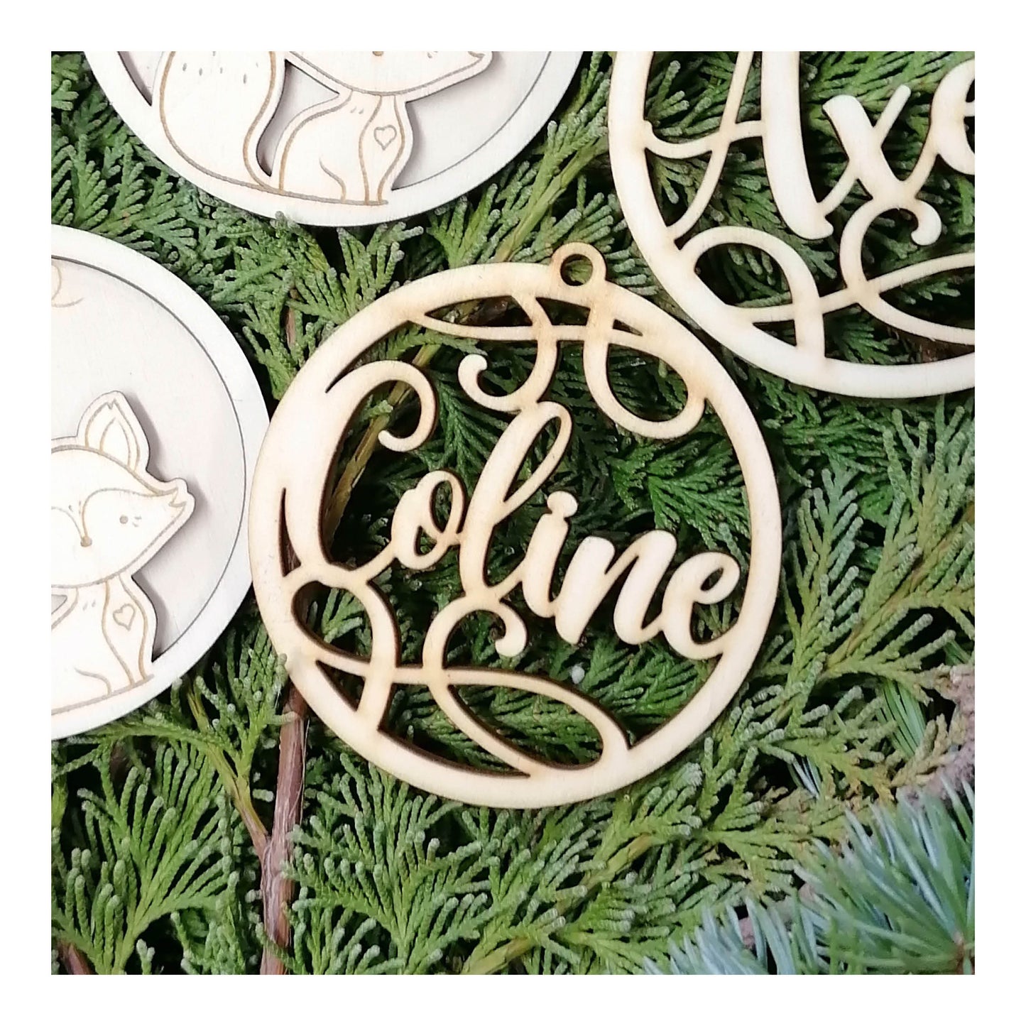 Boules de noël - prénom découpé