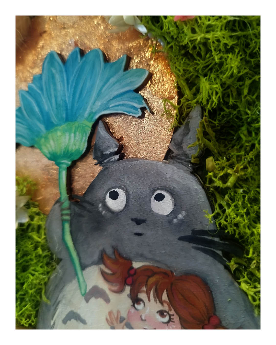 Cadre totoro fleuri