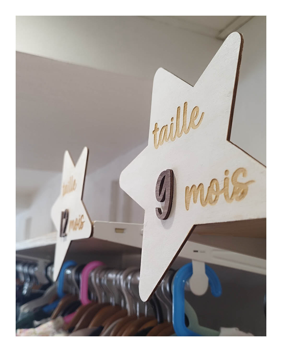 Signalétique personnalisée en bois