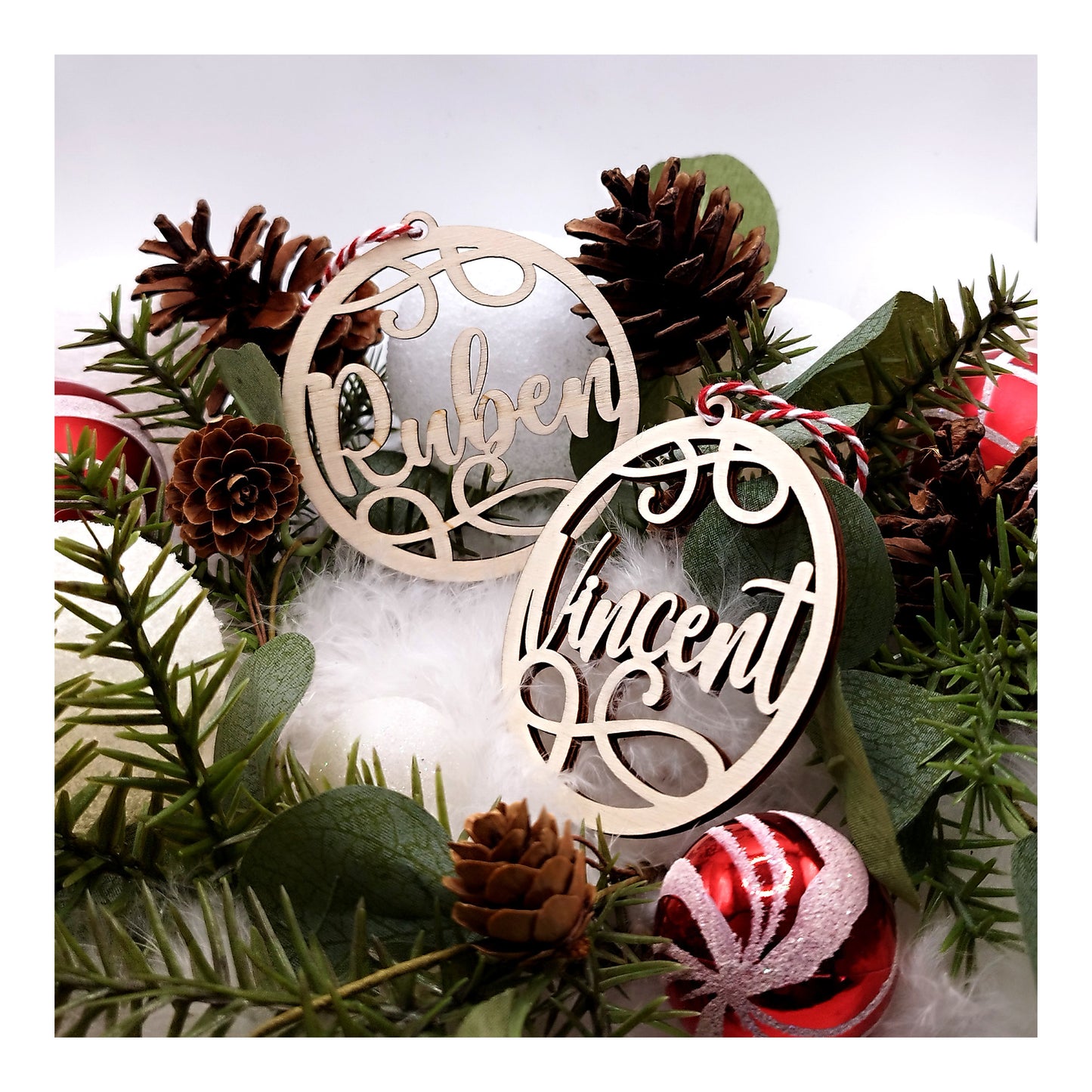 Boules de noël - prénom découpé