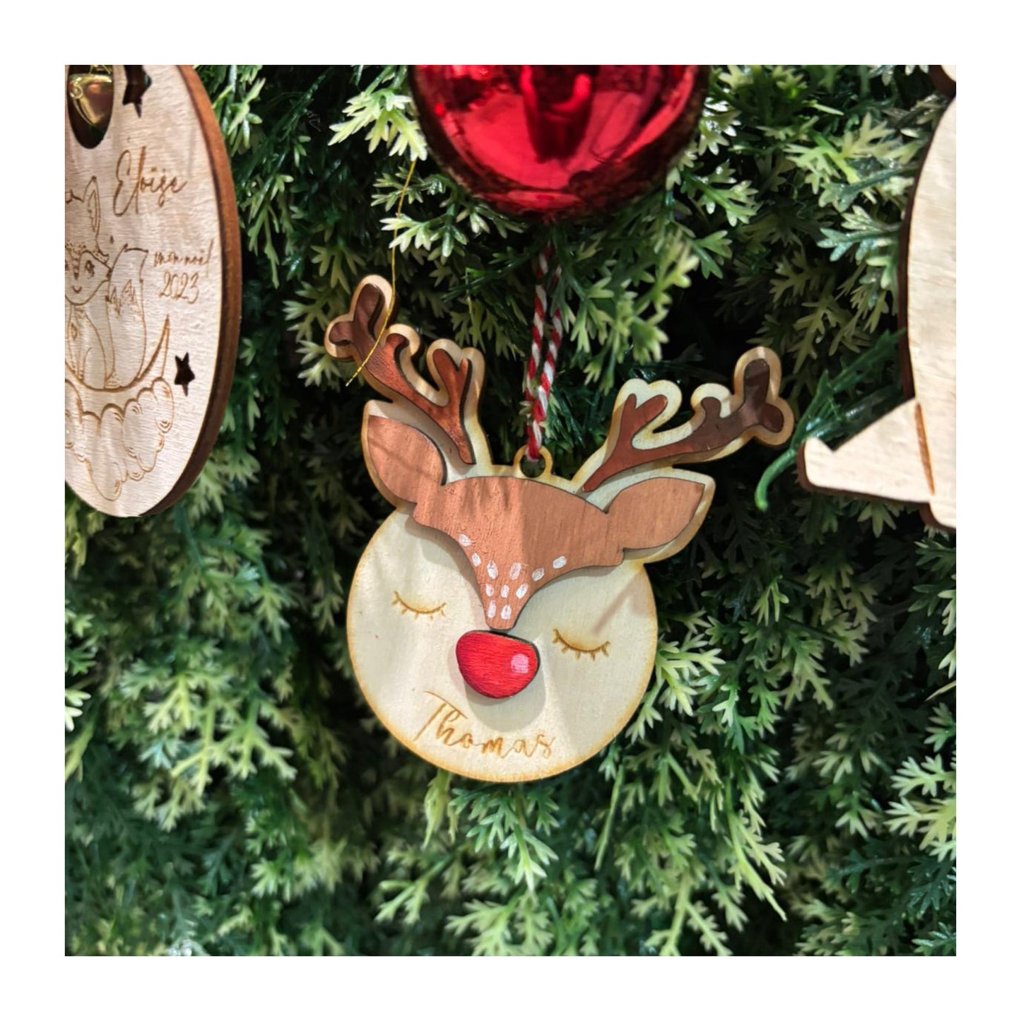 Boule de noël biche