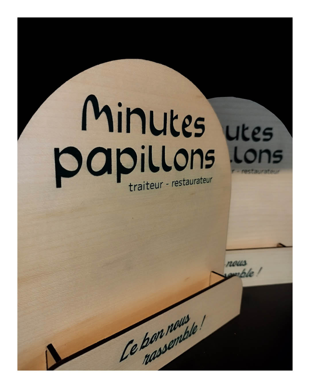 Présentoir pour Cartes de visites & Flyers - sur mesure