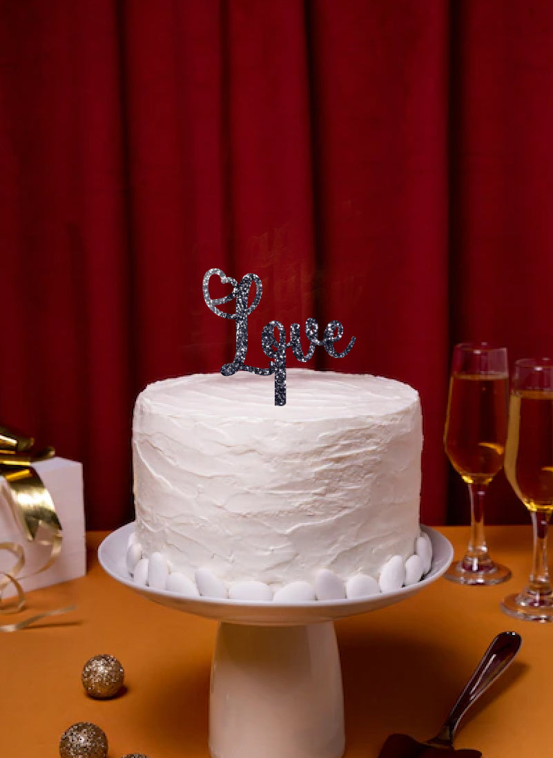 Cake topper love